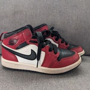Nike Air Jordan Red White Black kids boys 12 Mid Chicago shoe high top Shoes